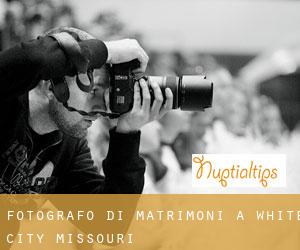 Fotografo di matrimoni a White City (Missouri)